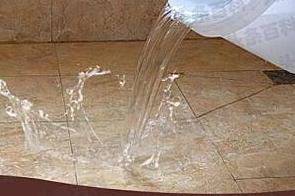 海安漏水维修 免砸砖防水材料该如何施工